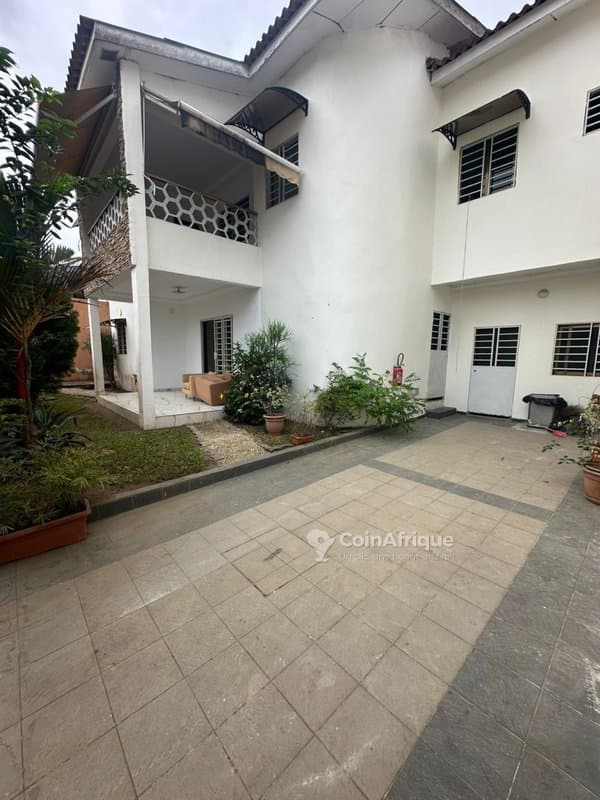 Location villa à Riviera Faya cité ATCI