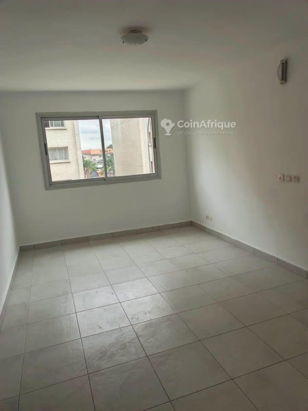 Location appartement 4 pièces - Cocody — photo 3