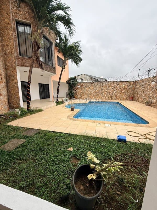 Location villa duplex 7 pièces - Cocody Riviera 4