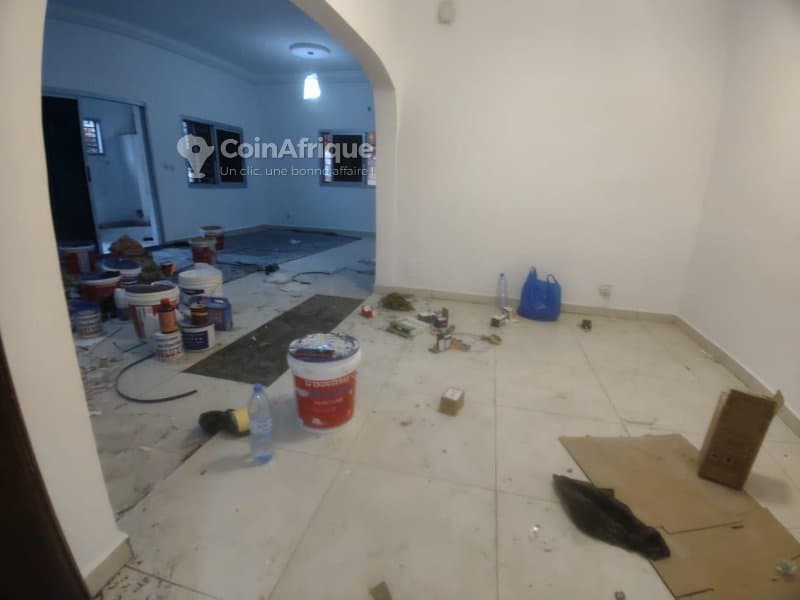 location villas 5 pièces - cocody fekessé cité promogim — photo 5