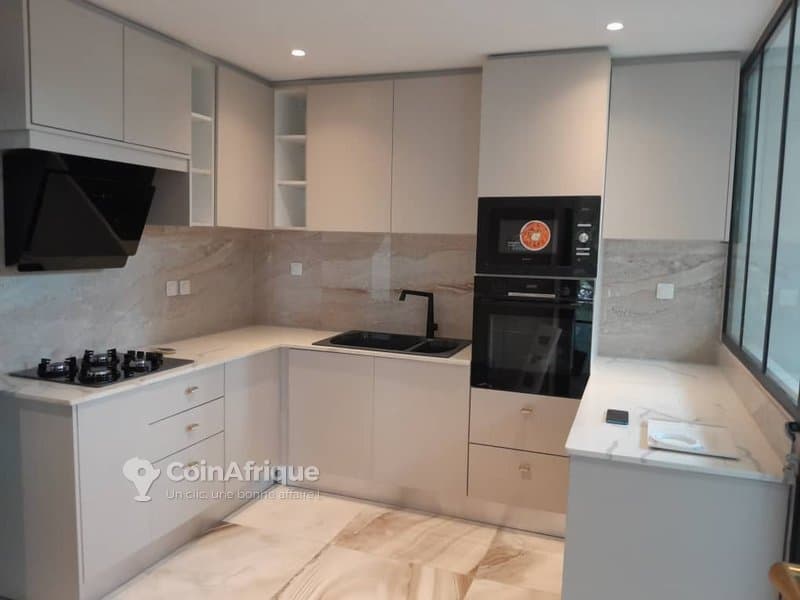location appartement de standing 5 pièces - cocody riviera golf les jardins