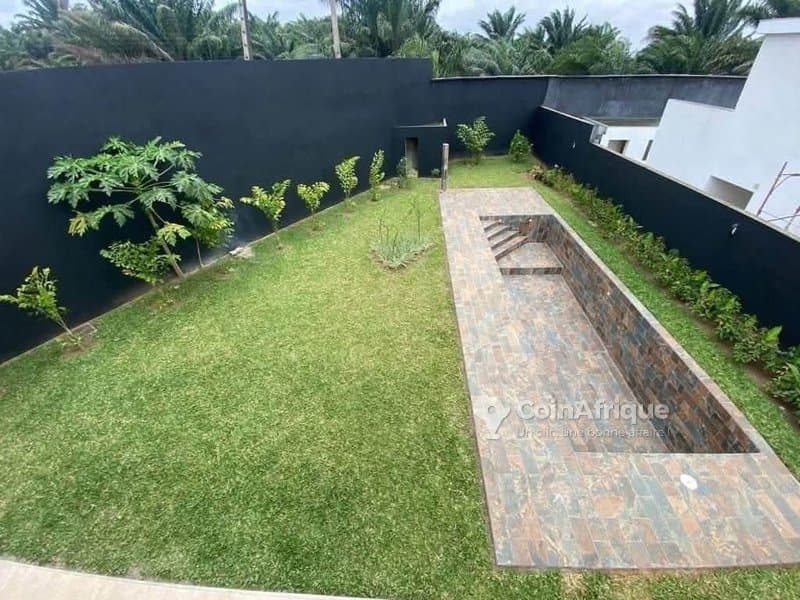 Location villa duplex 6 pièces - Cocody rivera 4 mbadon