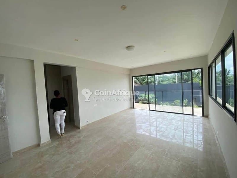 Location villa duplex 6 pièces - Cocody rivera 4 mbadon — photo 2