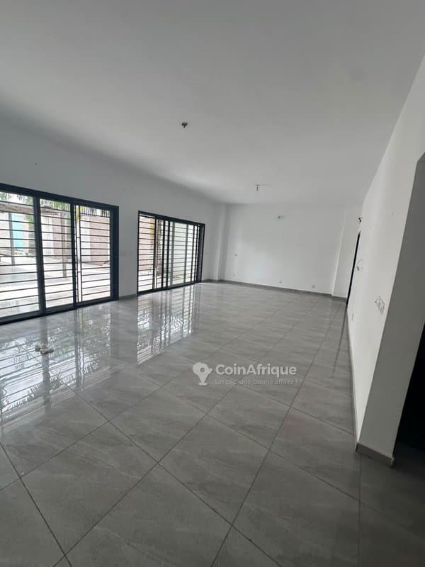 Location villa duplex 5 pièces - Faya — photo 3
