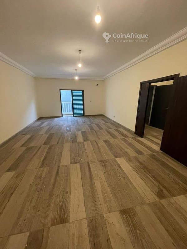location appartements 3 pièces - marcory