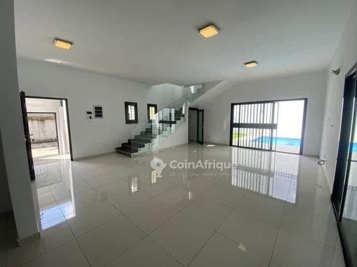 Location villa duplex 5 pièces - Riviera 4 — photo 2