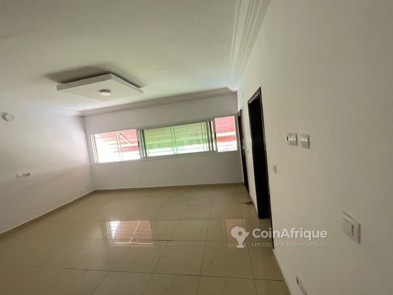Location villa duplex 6 pièces - Cocody angré — photo 4