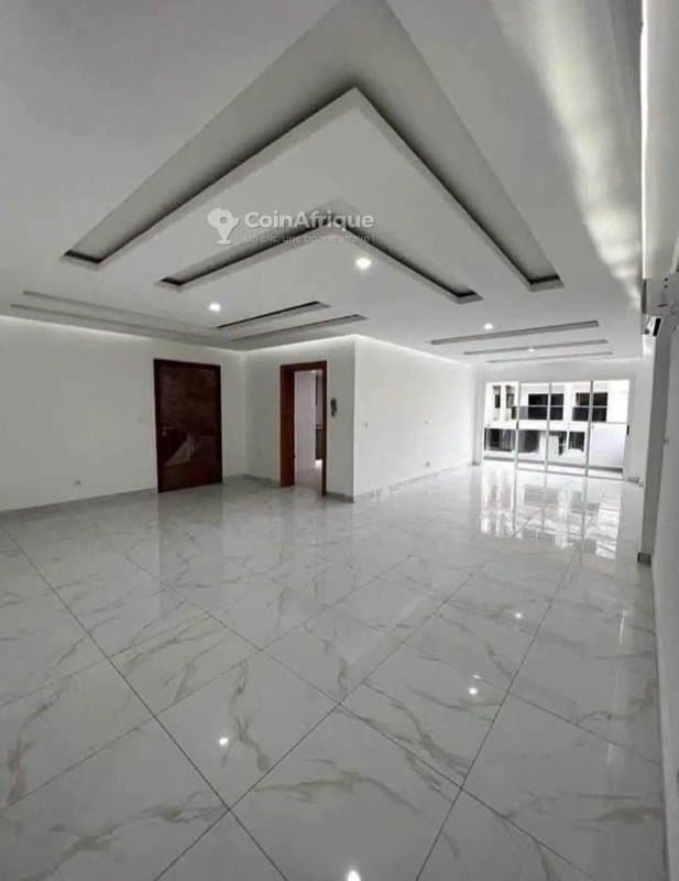 Location appartement 4 pièces à Cocody Angre 7eme Tranche — photo 2