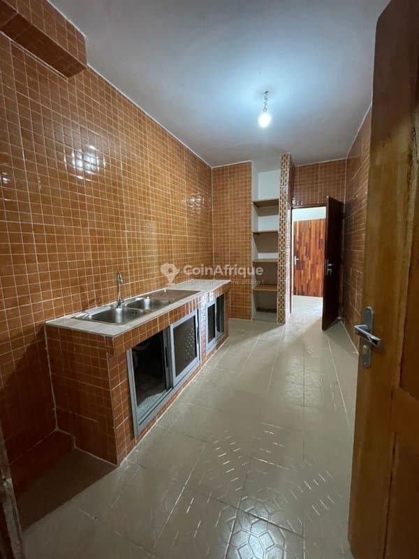 Location appartement 5 pièces hd à Cocody