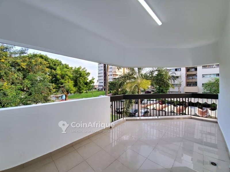 Location appartement 3pièces à Cocody rivera golf dans les tours au 1er étage — photo 2