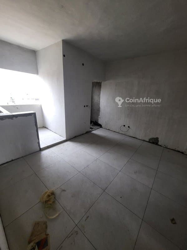 Vente appartement 2 piece à vendre situé à Cocody rivera Palmeraie saint viateur — photo 3