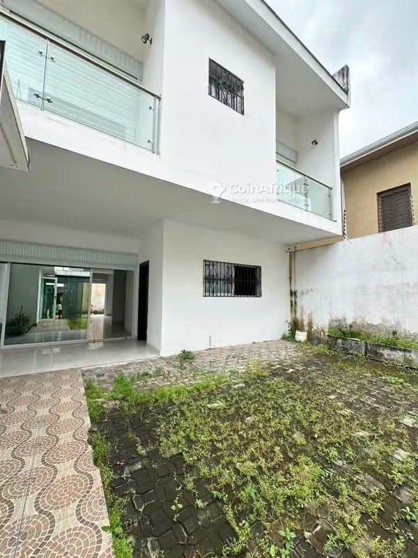 ‎location villa duplex 4 pièces Cocody Riviera 4 Synacassi 2