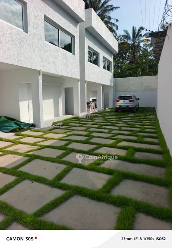Location villa 5 pièces - Marcory bietry