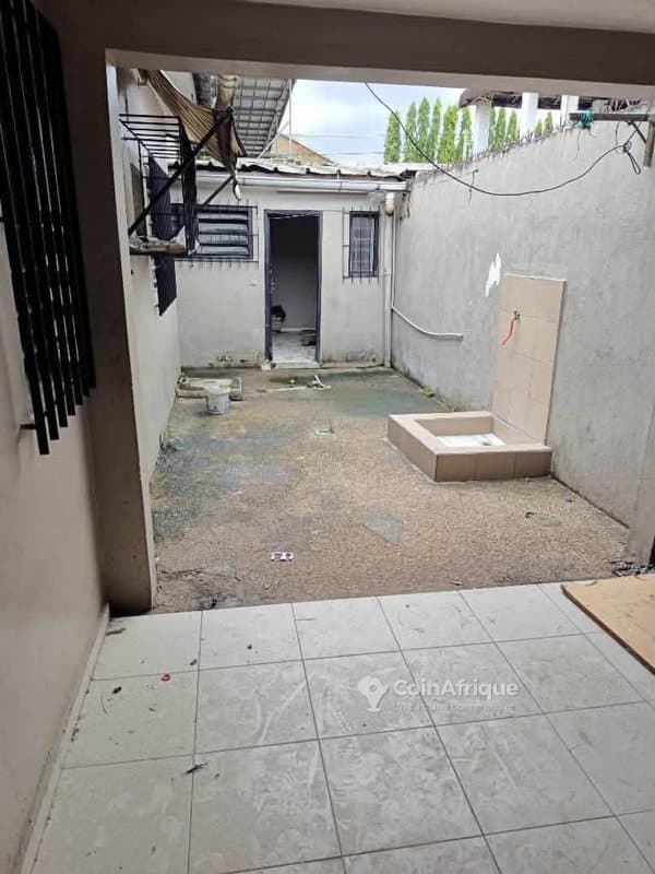 Vente villa basse 4 pièces à Angré 8 ème Tranche — photo 3