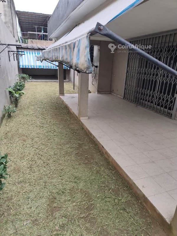 Vente villa basse 4 pièces à Angré 8 ème Tranche — photo 4