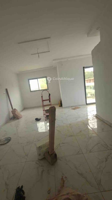 Vente villas 5 pièces - Cocody zone efrata — photo 3