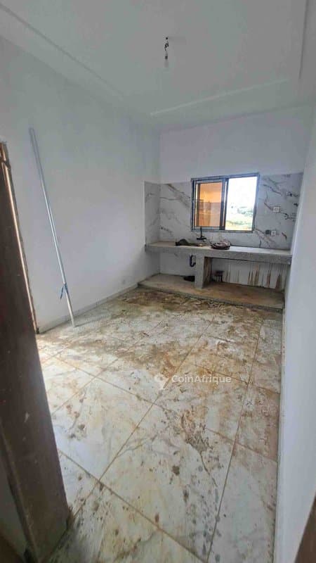 Vente villas 5 pièces - Cocody zone efrata — photo 4