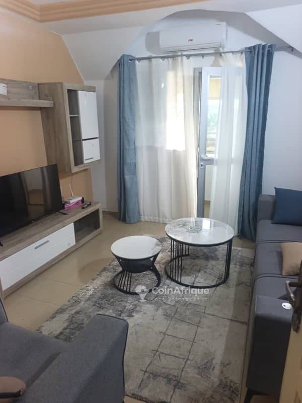 Location appartement deux pièces meublées