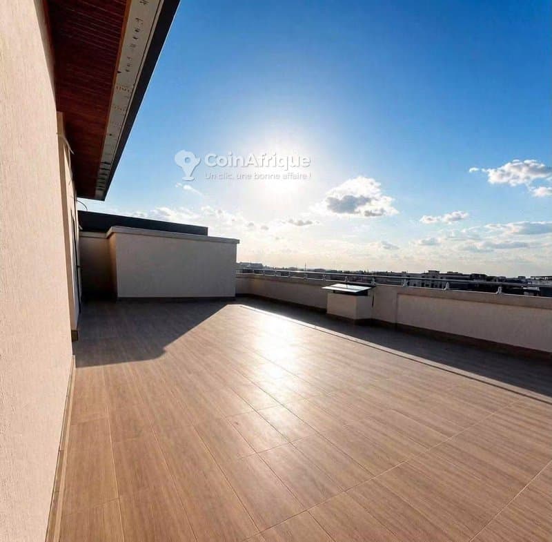 Location penthouse à 9e tranche — photo 3
