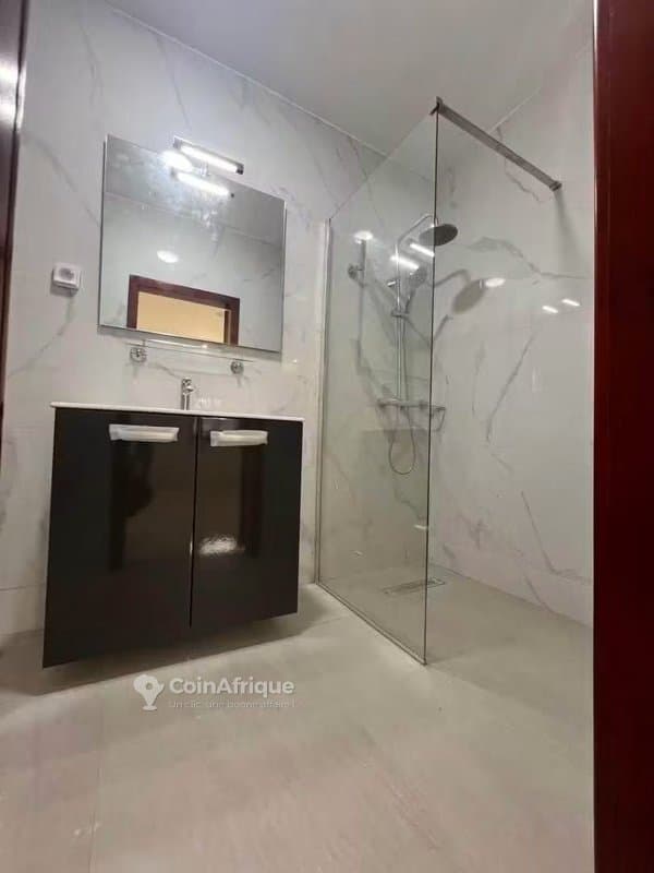 Location villa duplex 6 pièces avec piscine & jardin | cocody 2 plateaux vallon