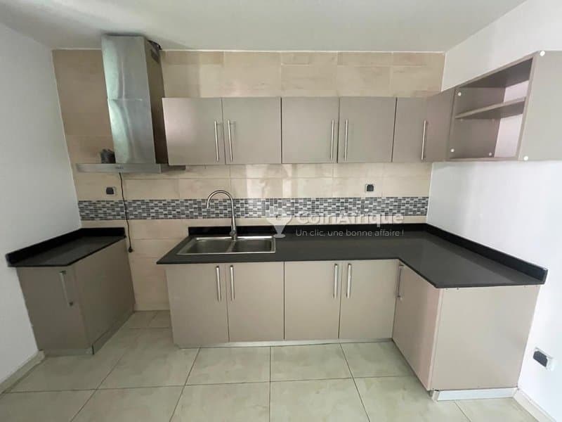 Location appartement de standing 4 pièces - Cocody 2 Plateaux vallon
