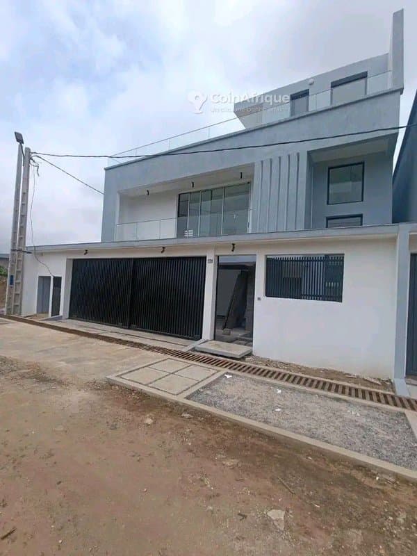 Vente villa haut standing 7 pièces - Bingerville