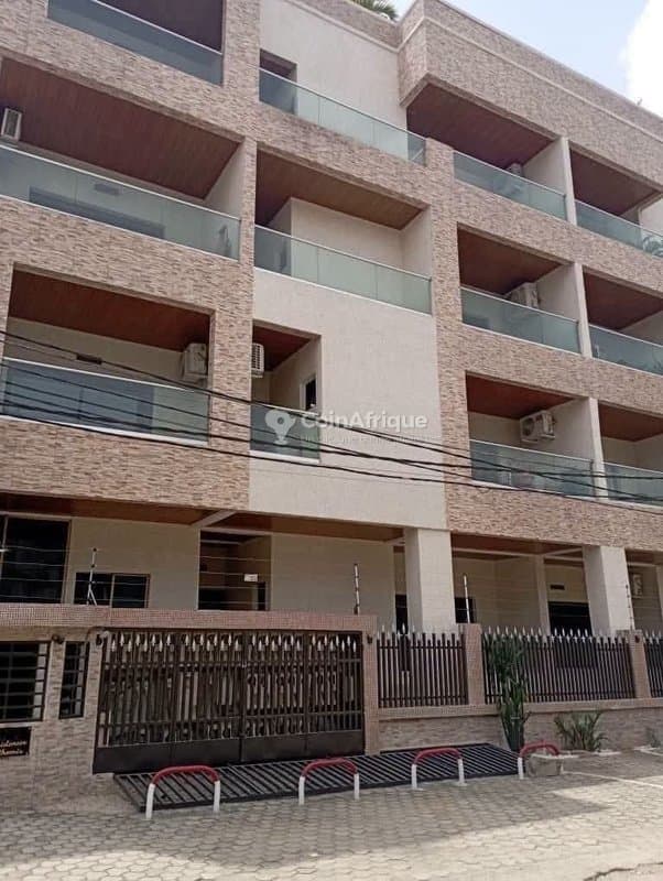 Location appartement 2 pièces à cocody rivera attoban