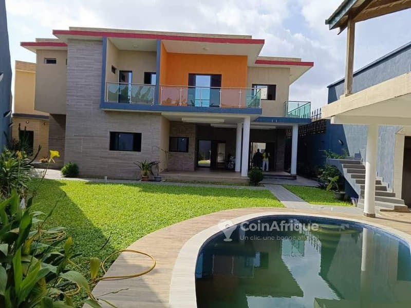 Location villa duplex 10 pièces - Cocody