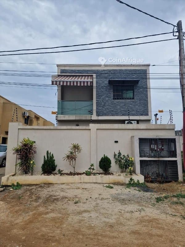 Location villa duplex 5pièces - Angré djorgobité I