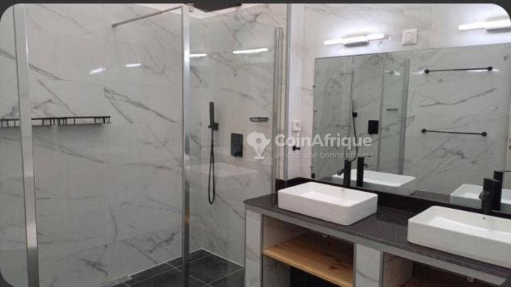 Location villa 4 pièces - Marcory résidentiel