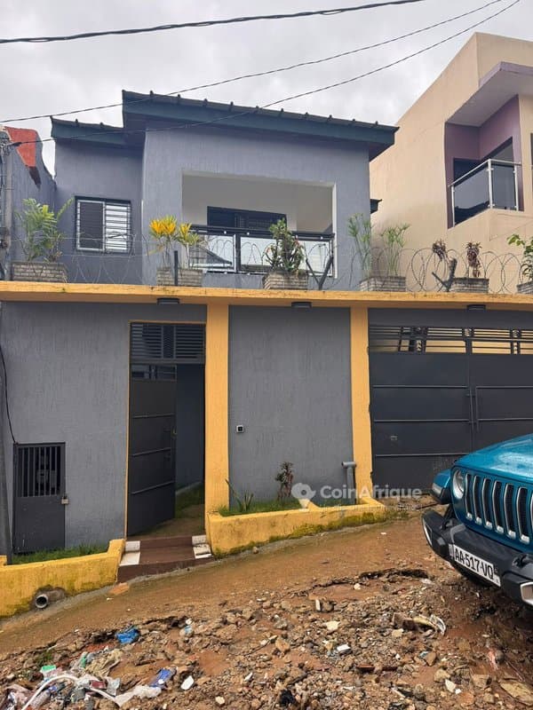 Vente villa duplex 4 pièces - Bingerville
