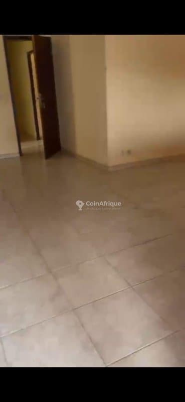 Location villa 4 pièces - Cocody attoban