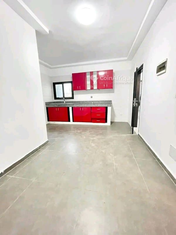 Location appartement 3 pièces à Cocody Angre 9eme tranche au 2ème étage — photo 2