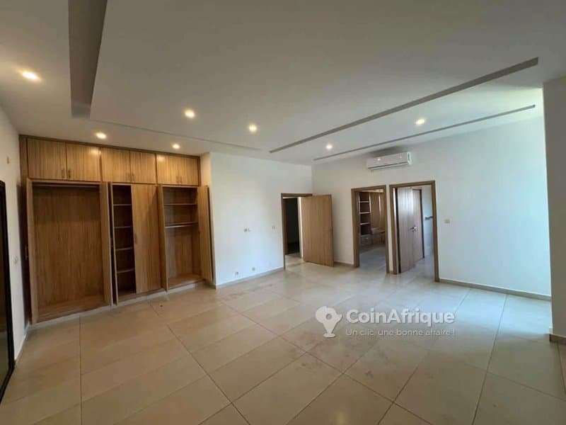 Location villa duplex 9 pièces à la riviera Attoban — photo 4