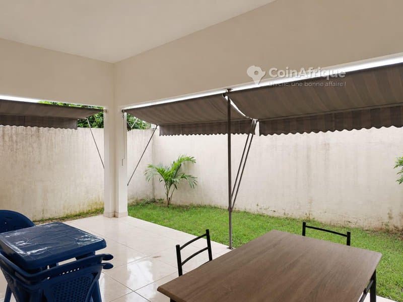 Vente villas 6 pièces - Cocody zone palmeraie saint viateur — photo 3
