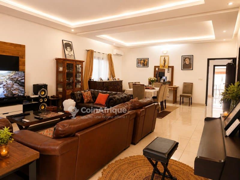 Vente villas 6 pièces - Cocody zone palmeraie saint viateur — photo 5