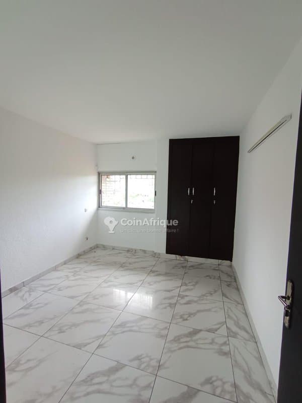 Location appartement standing 4 pièces - Cocody 2 plateaux vallon claire fontaine — photo 5