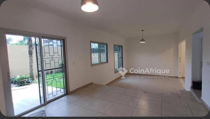 Location villa 5 pièces - Marcory résidentiel
