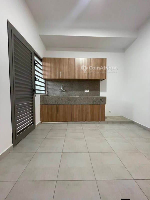 Location appartement de haut standing à la riviera 4 M badon