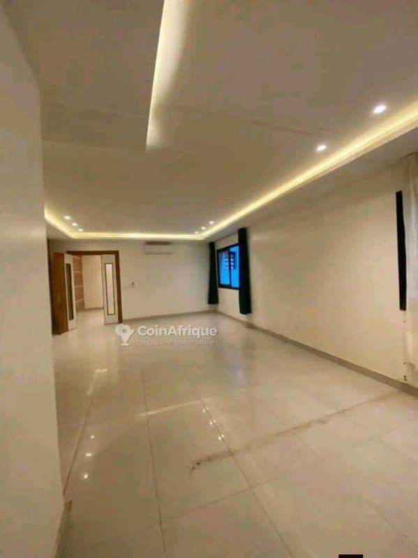 Location appartement 3 pièces à la Riviera Bonoumin — photo 5