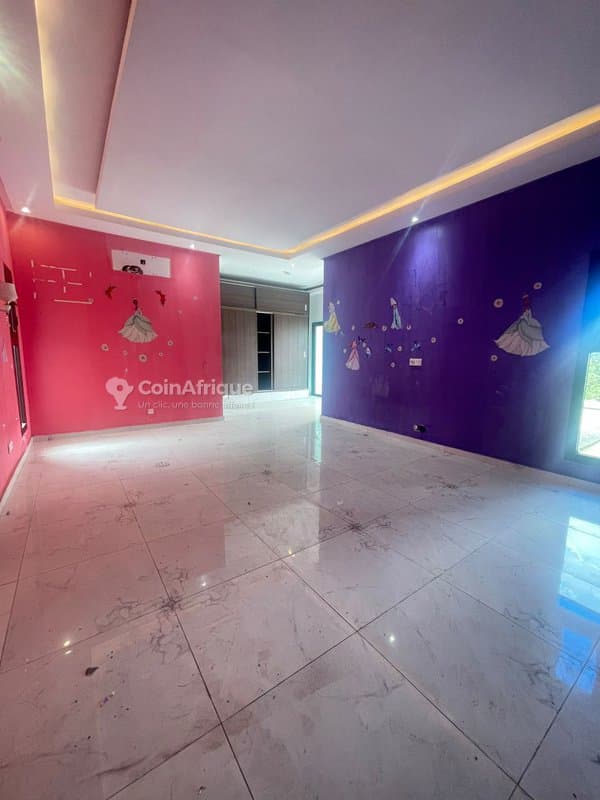 Location villa 6 pièces - Cocody Angré chu — photo 3
