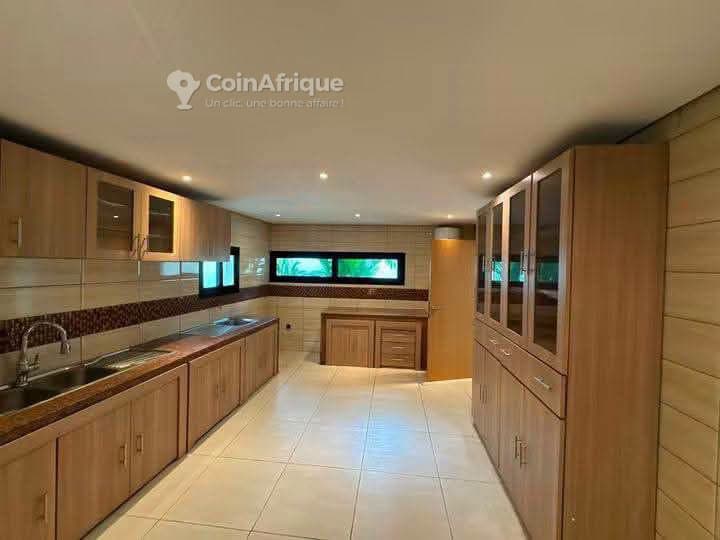 Location villa duplex 7 pièces avec piscine | Riviera golf 4 cité terre afrique — photo 4