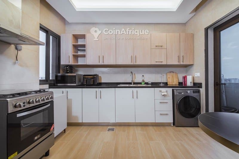 Location appartement meublée 4 pièces - Zone 4 — photo 2