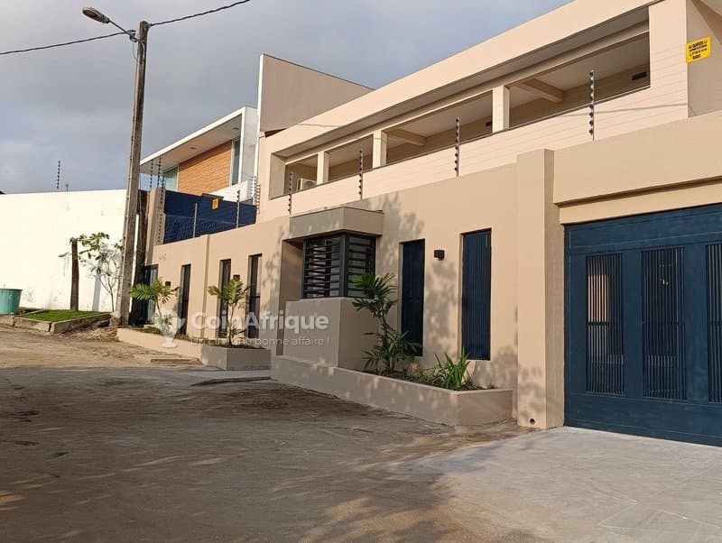 Vente villa 7 pièces à Riviera 4