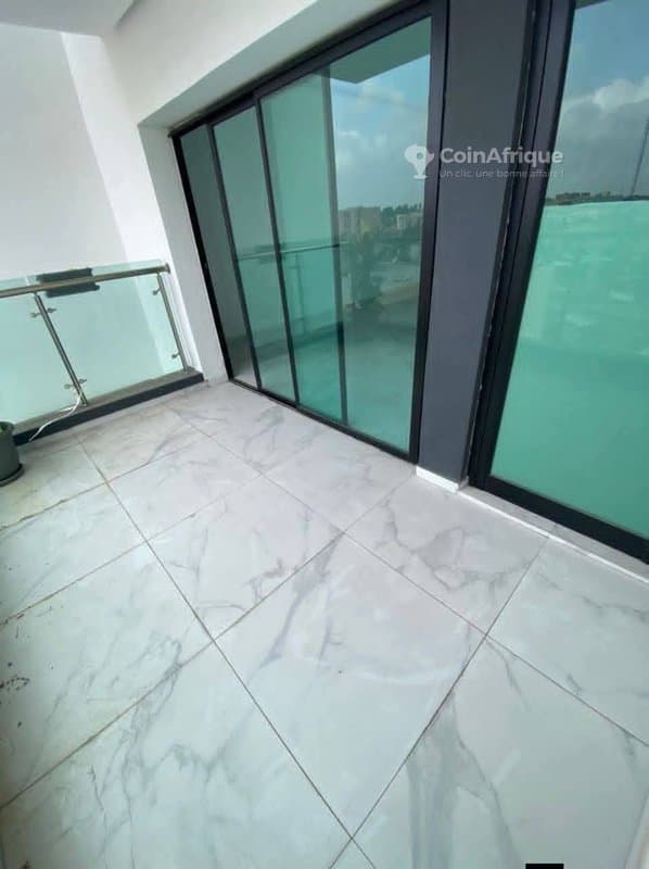 Vente appartements 5 pièces - Riviera 3 triangle avec ascenseur- cocody — photo 3