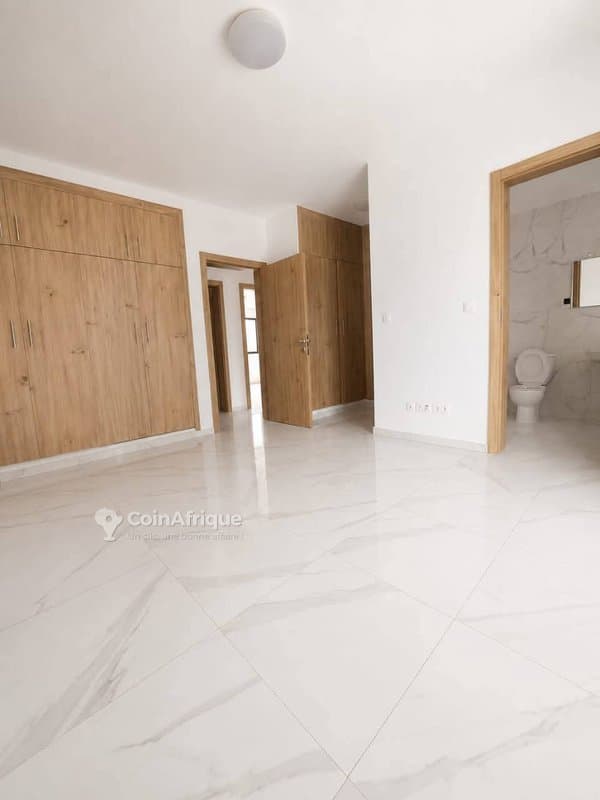 Location appartements 4 pièces - Cocody — photo 3