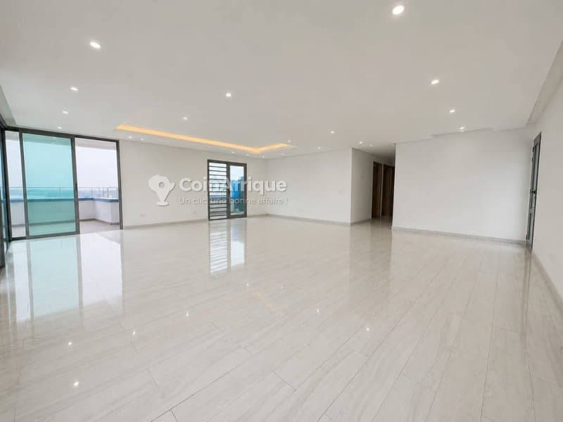 Location appartements 4 pièces - Cocody — photo 4
