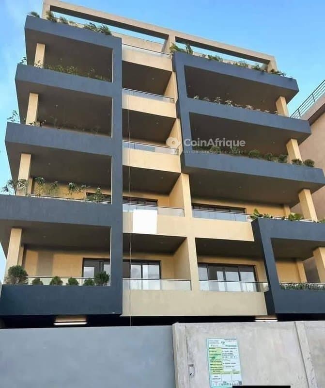 Location appartements 5 pièces - Cocody rivera 3