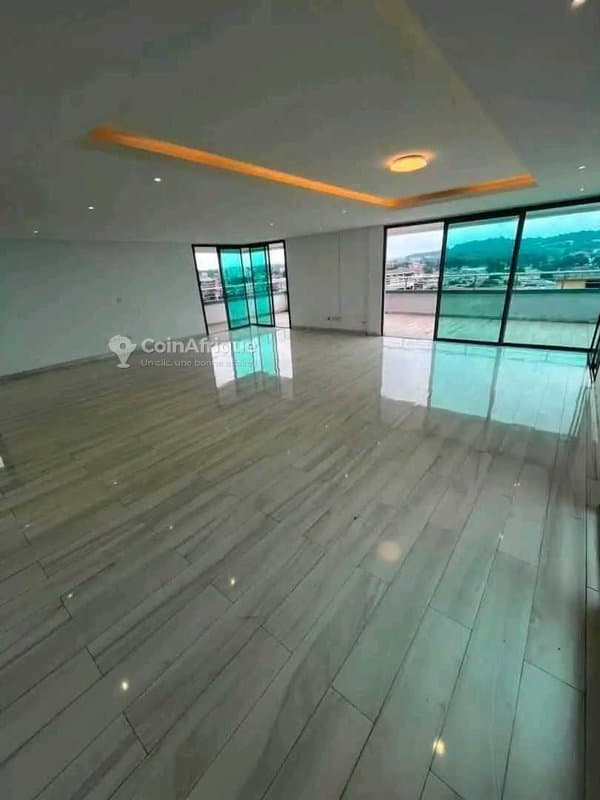 Location appartements penthouse 5 pièces - Cocody — photo 3