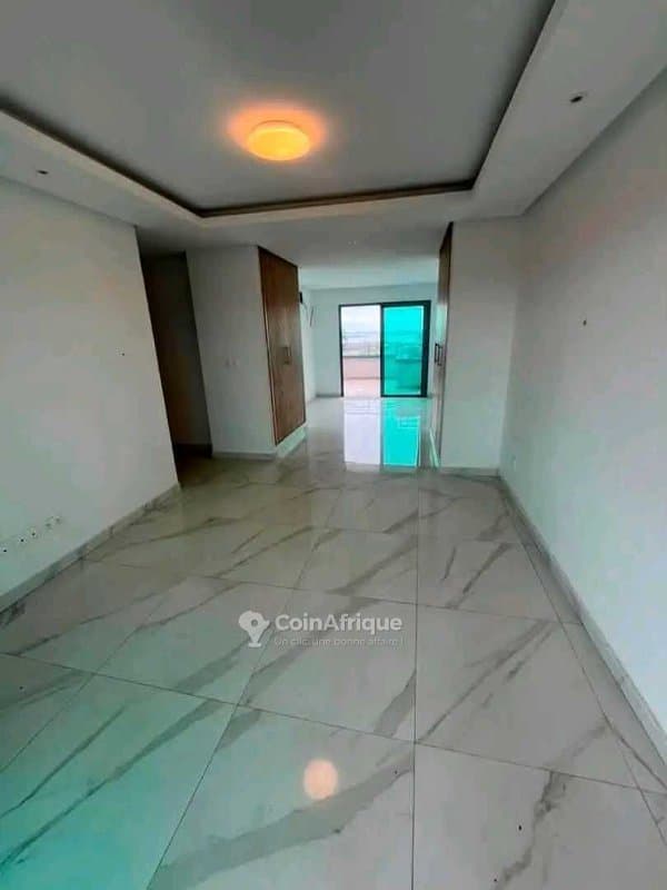 Location appartements penthouse 5 pièces - Cocody — photo 5